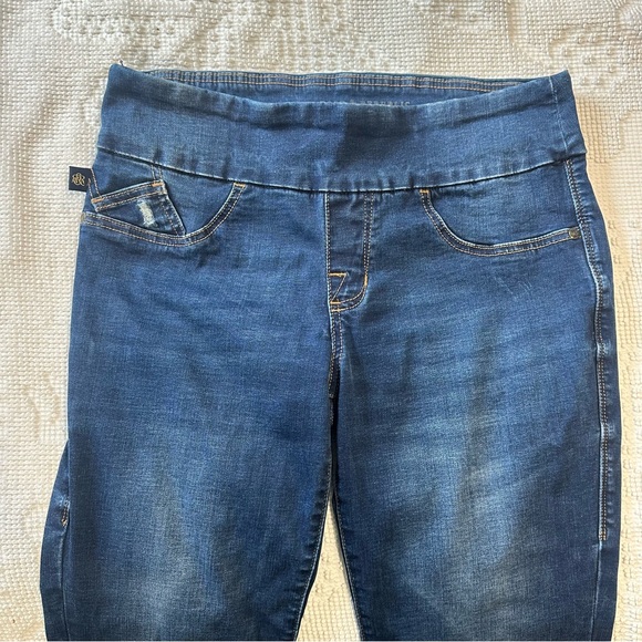Rock & Republic Denim Rx Fever Pull On Crop Jean - Picture 8 of 8